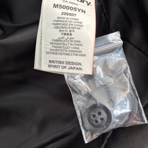 Brand new Superdry Mens Trench Coat - Size Small - Picture 4 of 4